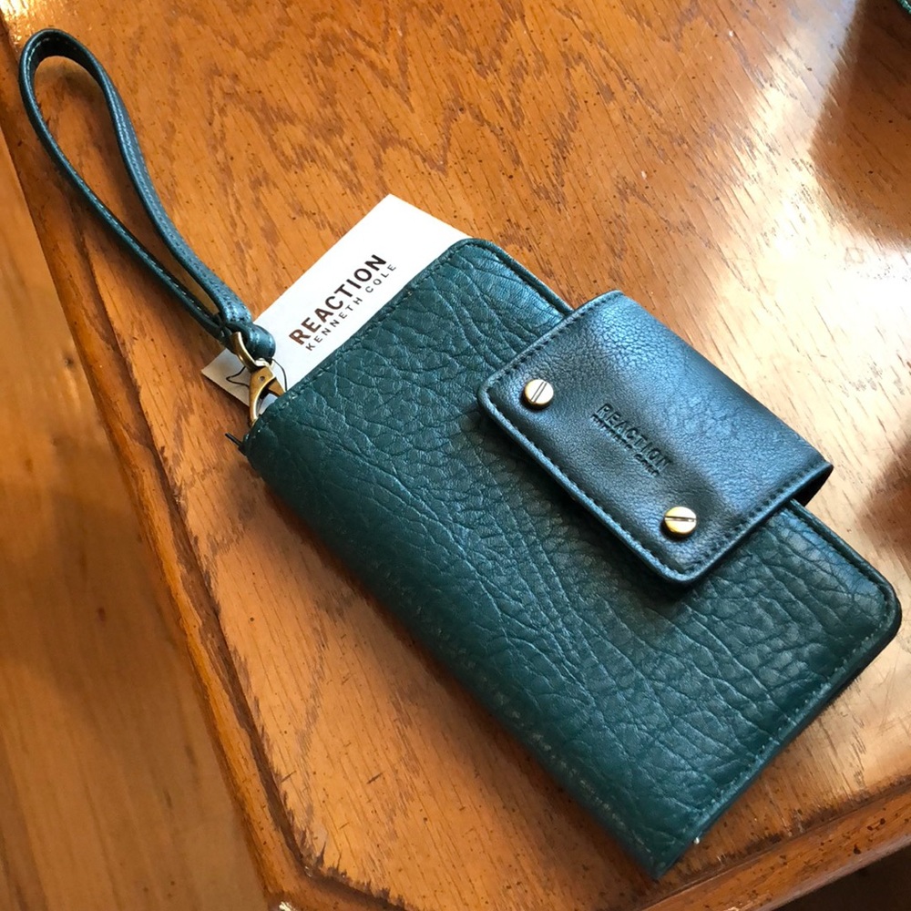Kenneth Cole Reaction Tech Phone Wristlet